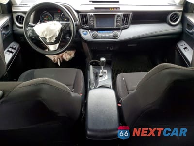 Zdjęcie 8 z 14 samochodu: 2018 TOYOTA RAV4 HYBRID XLE VIN:JTMRJREV4JD157327 - miniatura