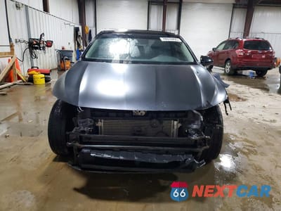 Piąte zdjęcie samochodu w środku: 2020 VOLKSWAGEN JETTA S VIN:3VWC57BU7LM079592 - miniatura