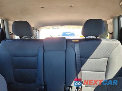 Zdjęcie 10 z 12 samochodu: 2011 KIA SORENTO LX VIN:5XYKTCA19BG020656 - miniatura