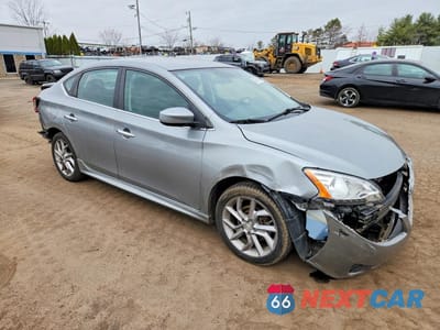 Czwarte zdjęcie samochodu z boku: 2014 NISSAN SENTRA SR VIN:3N1AB7AP9EL652437 - miniatura