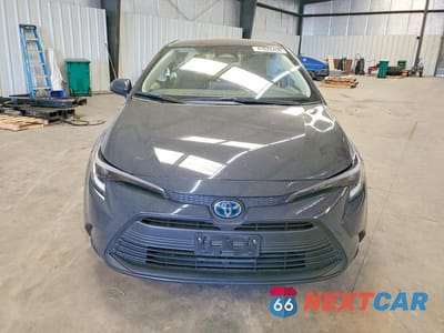 Piąte zdjęcie samochodu w środku: 2023 TOYOTA COROLLA HYBRID LE VIN:JTDBCMFE4P3006001 - miniatura