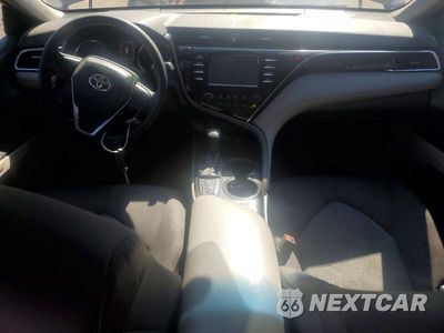 Zdjęcie 8 z 13 samochodu: 2018 TOYOTA CAMRY LE VIN:4T1B11HK1JU627409 - miniatura