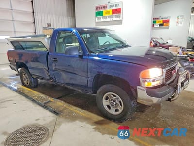 Czwarte zdjęcie samochodu z boku: 2002 GMC NEW SIERRA K1500 VIN:1GTEK14V42Z228125 - miniatura