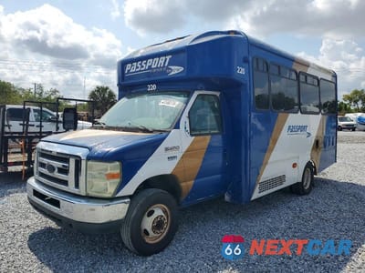 Drugie zdjęcie samochodu z przodu: 2016 FORD E450 SHUTTLE BUS VIN:1FDFE4FS8GDC33263 - miniatura