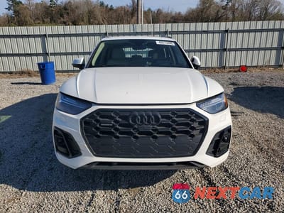 Piąte zdjęcie samochodu w środku: 2022 AUDI Q5 PRESTIGE 45 VIN:WA1FAAFY0N2045715 - miniatura