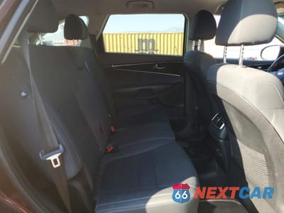 Zdjęcie 11 z 12 samochodu: 2019 KIA SORENTO LX VIN:5XYPG4A39KG549199 - miniatura