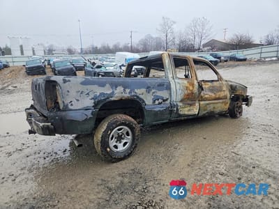 Trzecie zdjęcie samochodu z tyłu: 2004 CHEVROLET SILVERADO K1500 VIN:2GCEK19V141389052 - miniatura