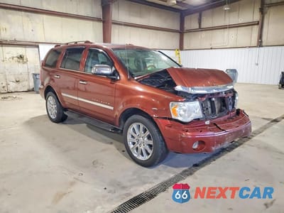 Czwarte zdjęcie samochodu z boku: 2007 CHRYSLER ASPEN LIMITED VIN:1A8HX58237F519027 - miniatura