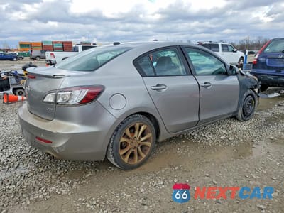 Trzecie zdjęcie samochodu z tyłu: 2011 MAZDA 3 S VIN:JM1BL1W59B1368974 - miniatura