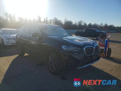 Czwarte zdjęcie samochodu z boku: 2022 BMW X3 XDRIVE30I VIN:5UX53DP02N9N03623 - miniatura