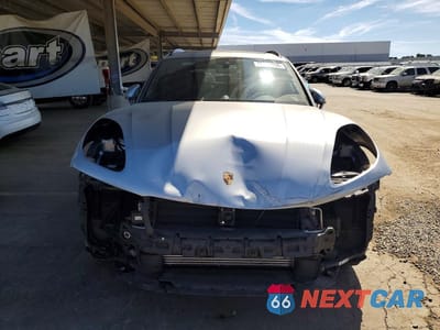 Piąte zdjęcie samochodu w środku: 2024 PORSCHE MACAN BASE VIN:WP1AA2A51RLB16180 - miniatura