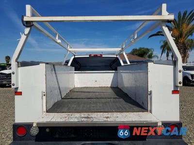 Zdjęcie 10 z 12 samochodu: 2016 CHEVROLET SILVERADO UTILITY / SERVICE TRUCK VIN:1GB2CUEG9GZ256127 - miniatura