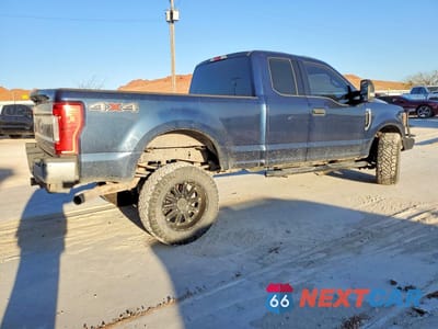 Trzecie zdjęcie samochodu z tyłu: 2018 FORD F250 SUPER DUTY VIN:1FT7X2B61JEB36973 - miniatura