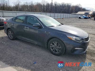 Czwarte zdjęcie samochodu z boku: 2019 KIA OPTIMA LX VIN:5XXGT4L30KG281804 - miniatura