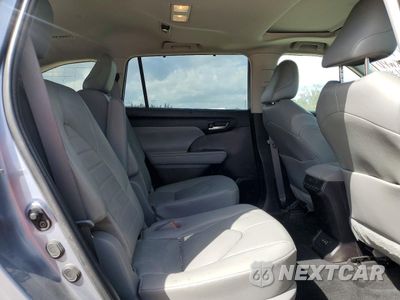 Zdjęcie 11 z 13 samochodu: 2022 TOYOTA HIGHLANDER XLE VIN:5TDGZRAH4NS142143 - miniatura
