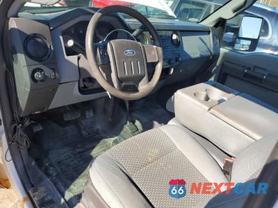 Zdjęcie 8 z 11 samochodu: 2013 FORD F250 SUPER DUTY VIN:1FTBF2B6XDEA05803 - miniatura