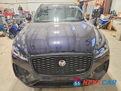 Piąte zdjęcie samochodu w środku: 2024 JAGUAR F-PACE R-DYNAMIC S VIN:SADCT2EX5RA721495 - miniatura