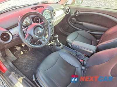 Zdjęcie 8 z 11 samochodu: 2013 MINI COOPER VIN:WMWSU3C52DT373547 - miniatura