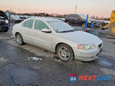 Czwarte zdjęcie samochodu z boku: 2008 VOLVO S60 2.5T VIN:YV1RS592082671097 - miniatura