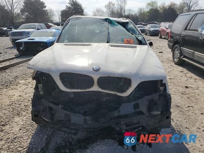 Piąte zdjęcie samochodu w środku: 2004 BMW X5 4.4I VIN:5UXFB53564LV01034 - miniatura