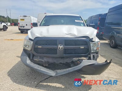 Piąte zdjęcie samochodu w środku: 2019 DODGE RAM 1500 SPORT VIN:1C6RR6STXKS668376 - miniatura