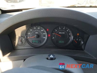 Zdjęcie 9 z 14 samochodu: 2006 JEEP GRAND CHEROKEE LAREDO VIN:1J4GR48K36C241134 - miniatura