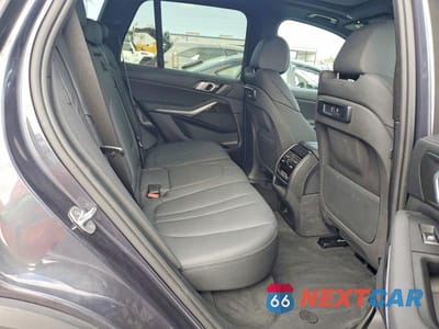 Zdjęcie 11 z 12 samochodu: 2019 BMW X5 XDRIVE40I VIN:5UXCR6C55KLL27393 - miniatura