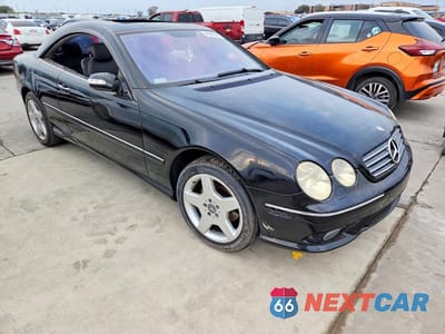 Czwarte zdjęcie samochodu z boku: 2004 MERCEDES-BENZ CL500 VIN:WDBPJ75J84A043408 - miniatura
