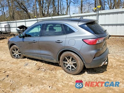 Drugie zdjęcie samochodu z przodu: 2022 FORD ESCAPE SE VIN:1FMCU0G63NUB42639 - miniatura