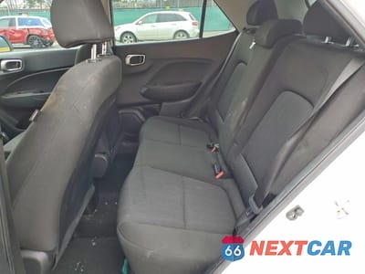 Zdjęcie 10 z 11 samochodu: 2021 HYUNDAI VENUE SE VIN:KMHRB8A30MU111991 - miniatura