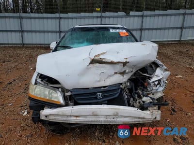 Piąte zdjęcie samochodu w środku: 1999 HONDA ACCORD EX VIN:1HGCG3258XA010123 - miniatura