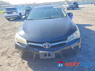 Piąte zdjęcie samochodu w środku: 2017 TOYOTA CAMRY SE VIN:4T1BF1FK8HU268946 - miniatura