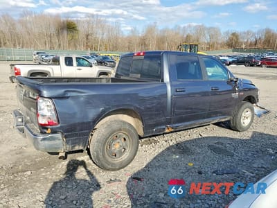 Trzecie zdjęcie samochodu z tyłu: 2019 RAM TRUCKS 1500 CLASSIC SLT VIN:1C6RR7TT2KS606460 - miniatura
