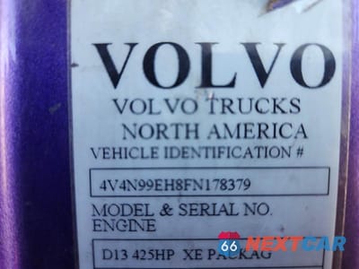 Zdjęcie 10 z 10 samochodu: 2015 VOLVO VNL SEMI TRUCK VIN:4V4N99EH8FN178379 - miniatura