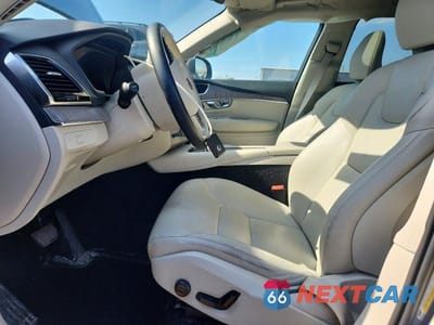 Zdjęcie 7 z 11 samochodu: 2023 VOLVO XC90 PLUS VIN:YV4L12PN4P1927575 - miniatura