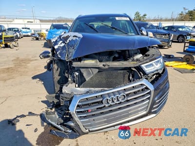 Piąte zdjęcie samochodu w środku: 2018 AUDI SQ5 PREMIUM PLUS VIN:WA1A4AFY6J2209870 - miniatura