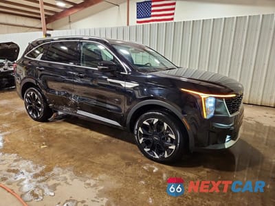 Czwarte zdjęcie samochodu z boku: 2025 KIA SORENTO EX VIN:5XYRHDJF2SG357350 - miniatura