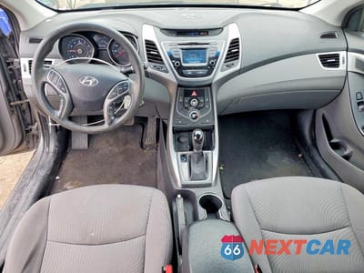 Zdjęcie 8 z 12 samochodu: 2014 HYUNDAI ELANTRA SE VIN:5NPDH4AE1EH495184 - miniatura