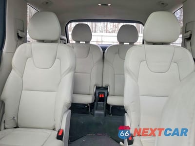 Zdjęcie 10 z 13 samochodu: 2021 VOLVO XC90 T6 MOMENTUM VIN:YV4A221K1M1680854 - miniatura