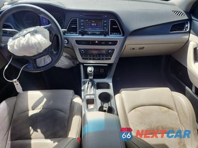 Zdjęcie 8 z 13 samochodu: 2015 HYUNDAI SONATA SPORT VIN:5NPE34AF5FH072413 - miniatura