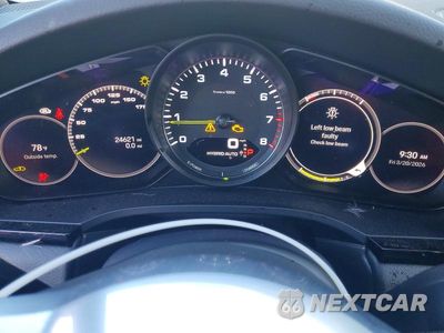 Zdjęcie 9 z 13 samochodu: 2022 PORSCHE CAYENNE E HYBRID COUPE VIN:WP1BE2AY8NDA51058 - miniatura