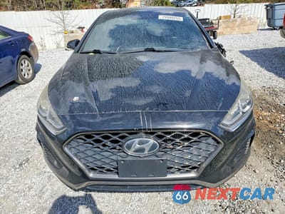 Piąte zdjęcie samochodu w środku: 2018 HYUNDAI SONATA SPORT 2.0T VIN:5NPE34AB3JH658890 - miniatura