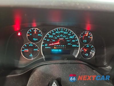 Zdjęcie 9 z 14 samochodu: 2018 CHEVROLET EXPRESS 2500 CARGO UTILITY / SERVICE VAN VIN:1GCWGAFG4J1338884 - miniatura