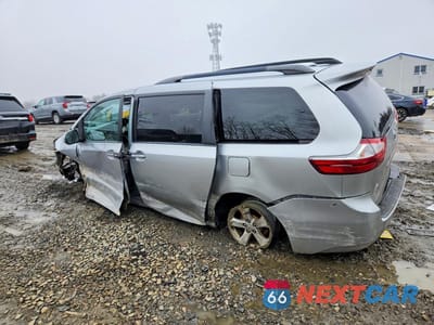 Drugie zdjęcie samochodu z przodu: 2017 TOYOTA SIENNA LE VIN:5TDKZ3DC2HS833862 - miniatura