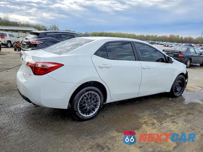 Trzecie zdjęcie samochodu z tyłu: 2018 TOYOTA COROLLA LE VIN:5YFBURHE7JP744557 - miniatura