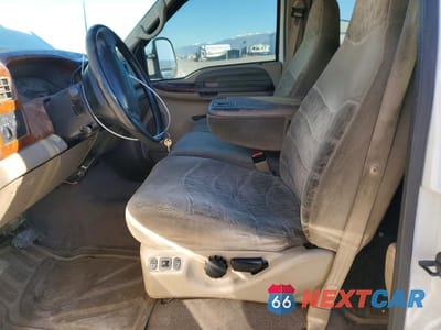 Zdjęcie 7 z 14 samochodu: 2000 FORD F350 SUPER DUTY VIN:1FTWW33F0YEE30068 - miniatura