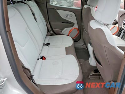 Zdjęcie 10 z 13 samochodu: 2015 JEEP RENAGADE VIN:ZACCJBBT0FPB73781 - miniatura