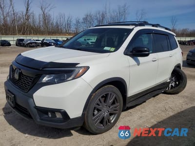 2021 HONDA PASSPORT EXL 5FNYF8H58MB011075 - główne zdjęcie licytacji z USA - miniatura