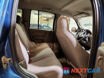 Zdjęcie 11 z 13 samochodu: 2004 JEEP LIBERTY SPORT VIN:1J4GL48K14W185031 - miniatura