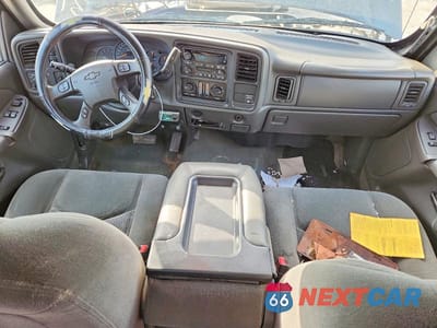 Zdjęcie 8 z 12 samochodu: 2004 CHEVROLET SILVERADO K1500 VIN:2GCEK19TX41190077 - miniatura